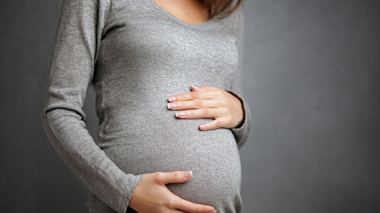 【必見】水素水を飲んではいけない人の特徴とデメリットを網羅! 3 689D4469 3E0C 44FC B21E C5E0235CD8FE 妊娠中の方や乳幼児への摂取