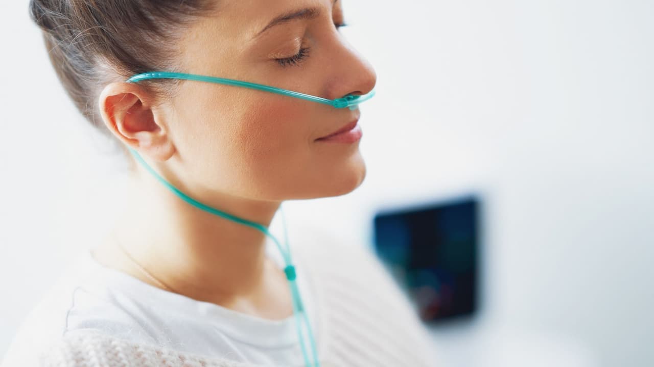 【元塾講師が解説】水素の作り方!秘めたる水素の力と特徴3選 7 image8 スポーツ選手も期待している水素吸入って何?